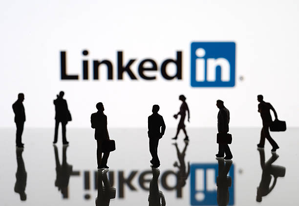 Can you post jobs on linkedin company page